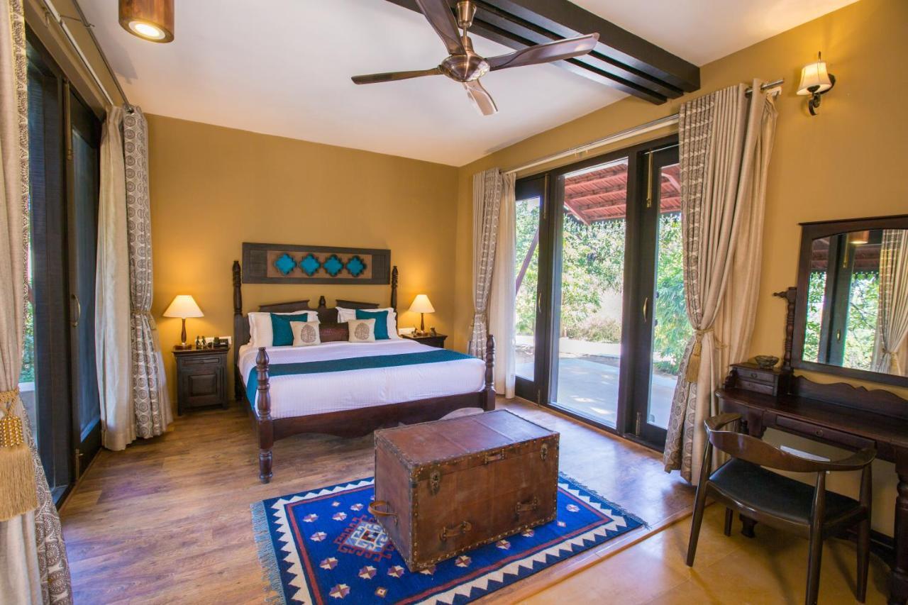 Vannraj Resort And Spa Khawasa Bagian luar foto