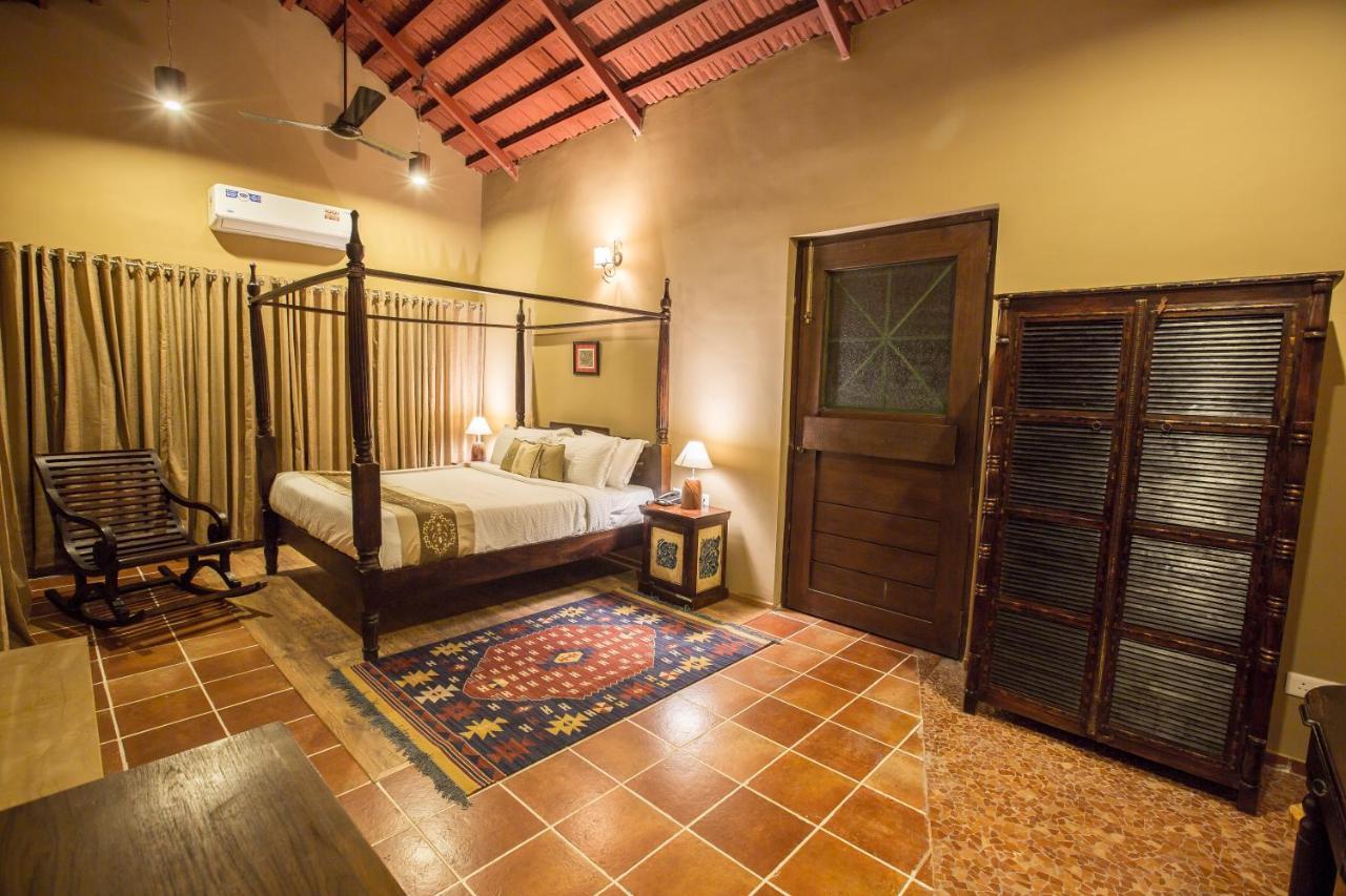 Vannraj Resort And Spa Khawasa Bagian luar foto