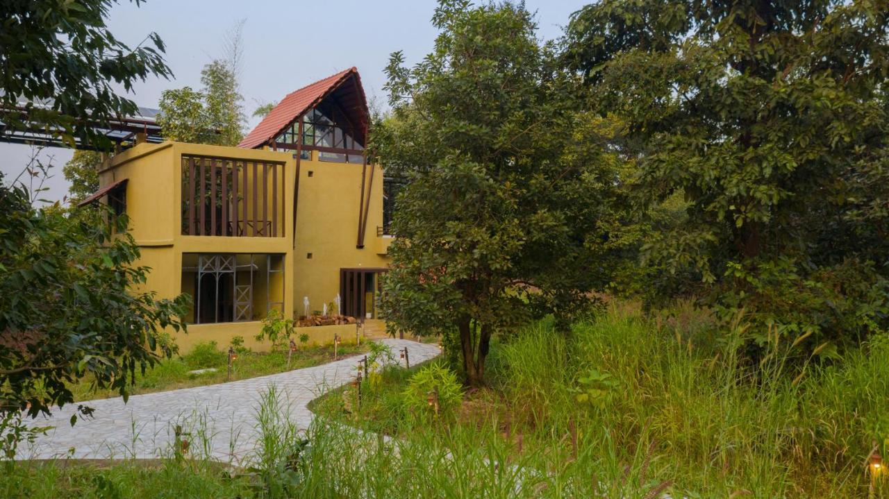 Vannraj Resort And Spa Khawasa Bagian luar foto