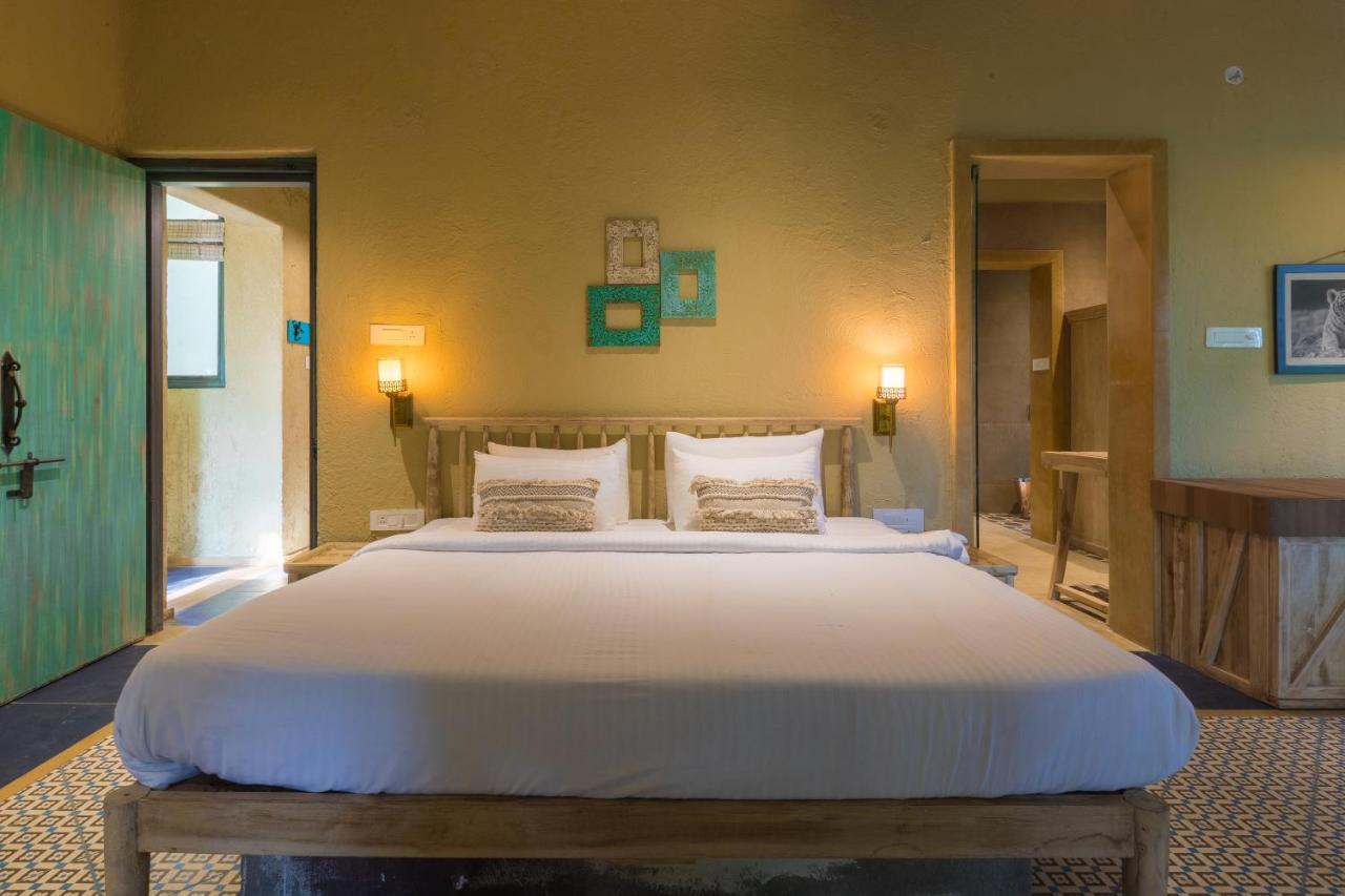 Vannraj Resort And Spa Khawasa Bagian luar foto