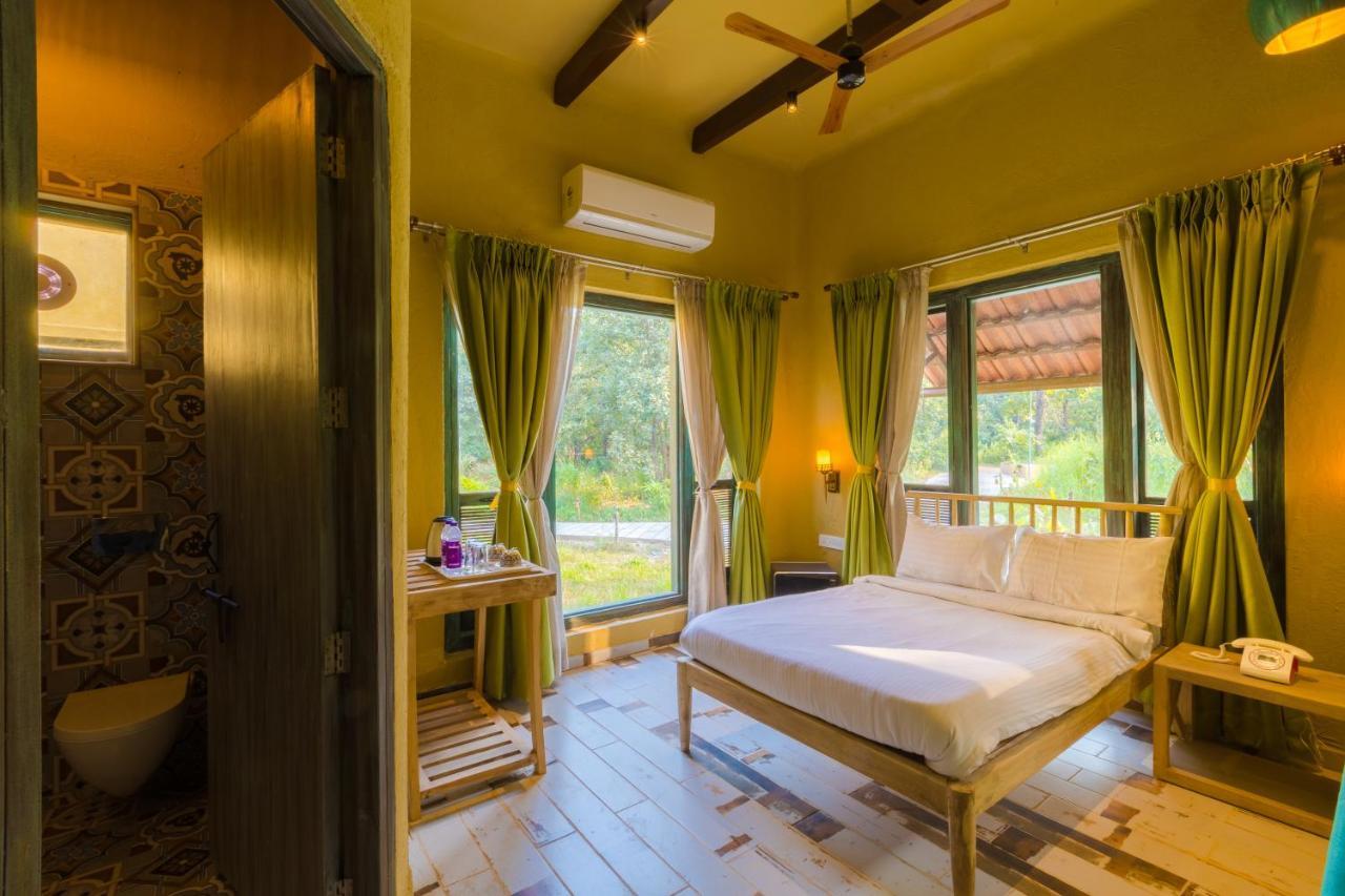 Vannraj Resort And Spa Khawasa Bagian luar foto