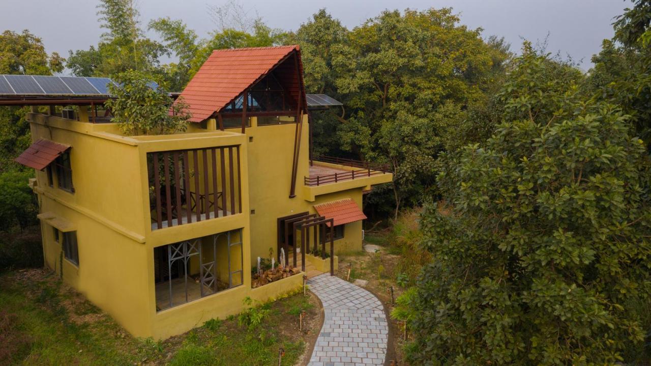 Vannraj Resort And Spa Khawasa Bagian luar foto